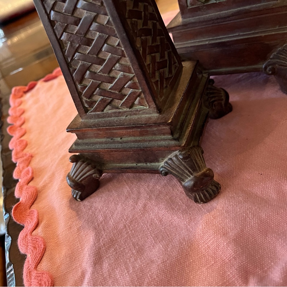 Elegant Brown Pineapple Candle Holders - Picture 11 of 15